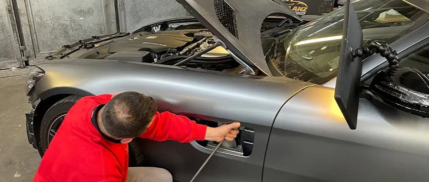 Schnelle und Unkomplizierte Reparaturen: Professionelle Smart Repair in München