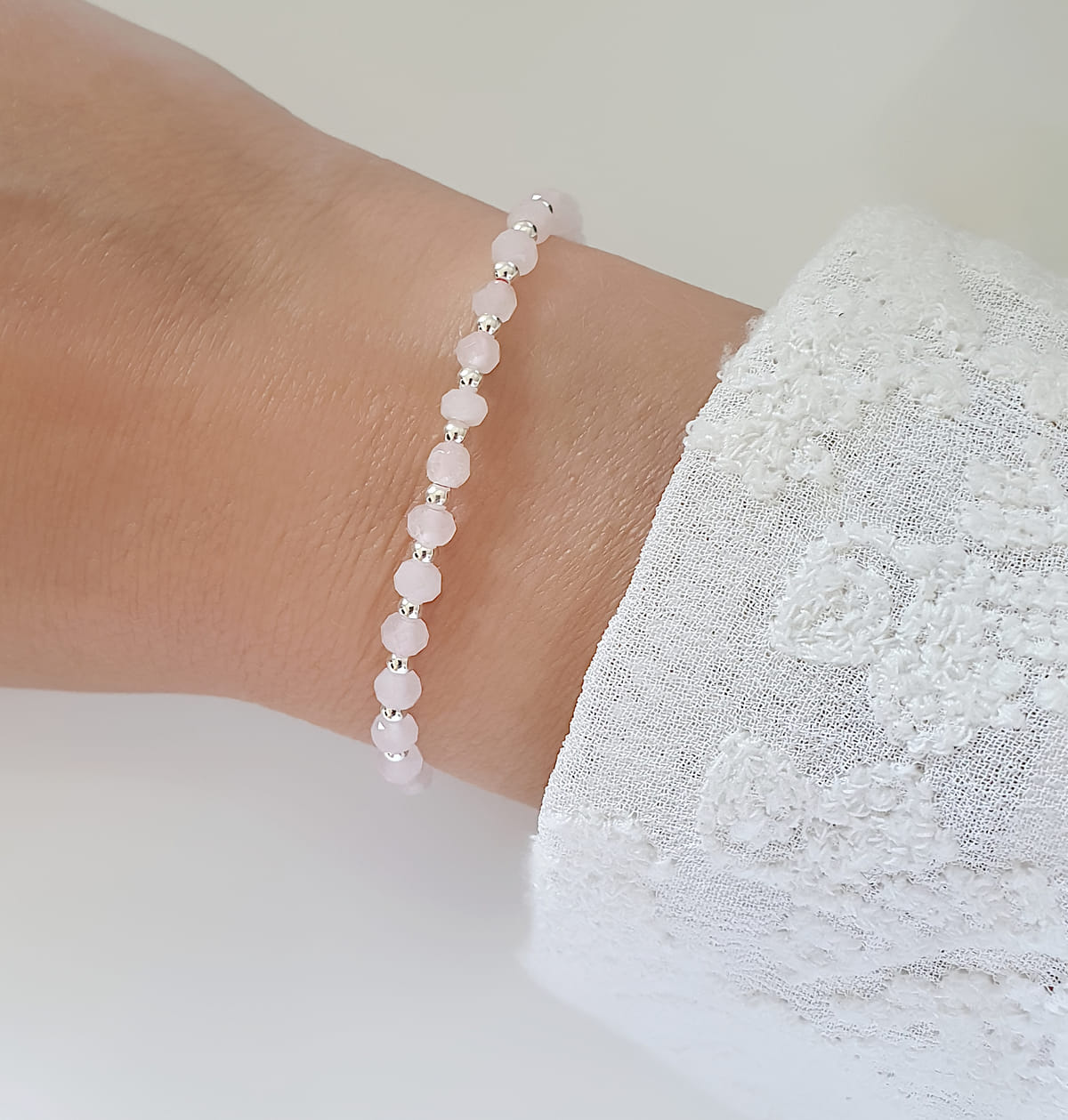 CrystalScents rosenquarz armband – Schmuck, der Herz und Sinne berührt